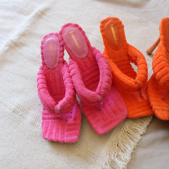 🆕️City Girl Collection// Pink thong Sandal - Picture 12 of 16